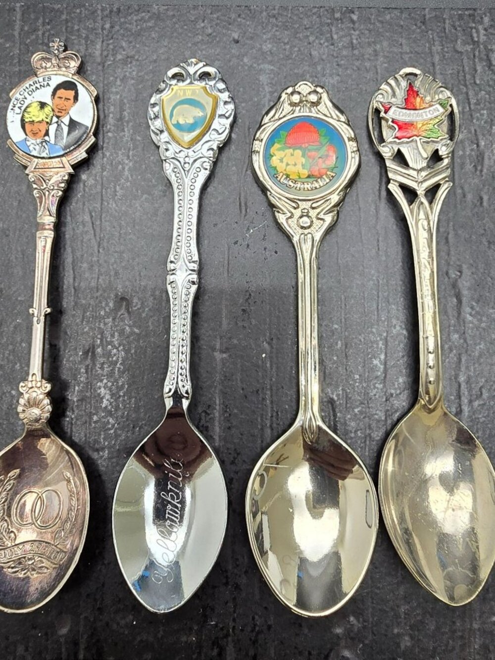 Vintage Collectible Souvenir Spoons Set Of 4 Featuring Royal International HS257